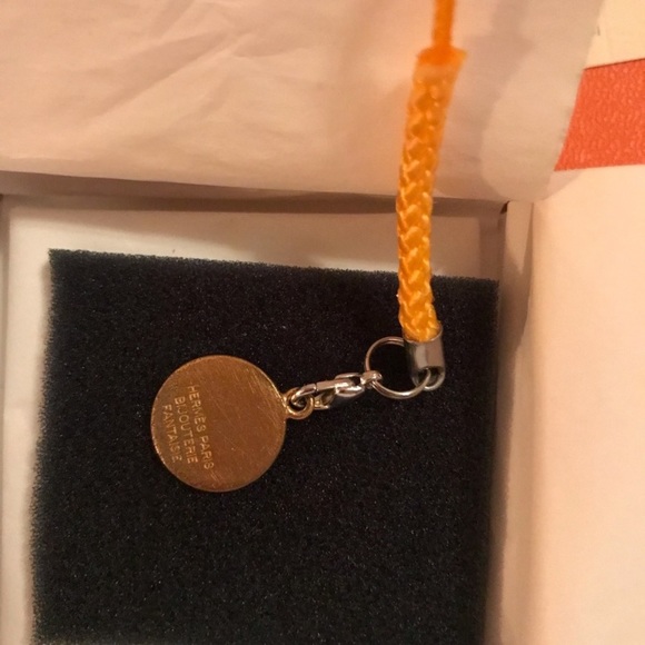 Like New🔥 Hermès Back bag with Charm - Picture 3 of 8